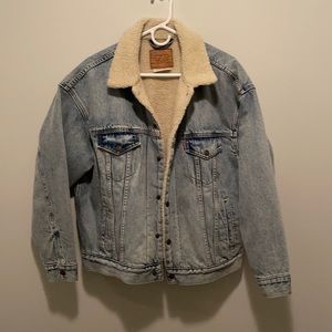 Levi’s Sherpa lined denim jacket